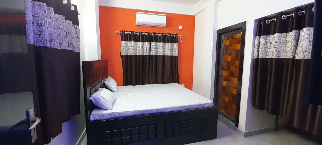 Garden Guest House Near Rene Tower Ruby General Hospital كولكاتا المظهر الخارجي الصورة