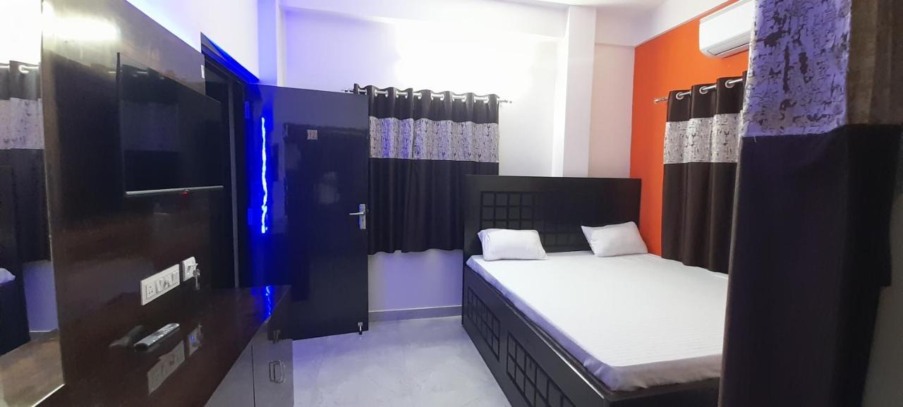 Garden Guest House Near Rene Tower Ruby General Hospital كولكاتا المظهر الخارجي الصورة