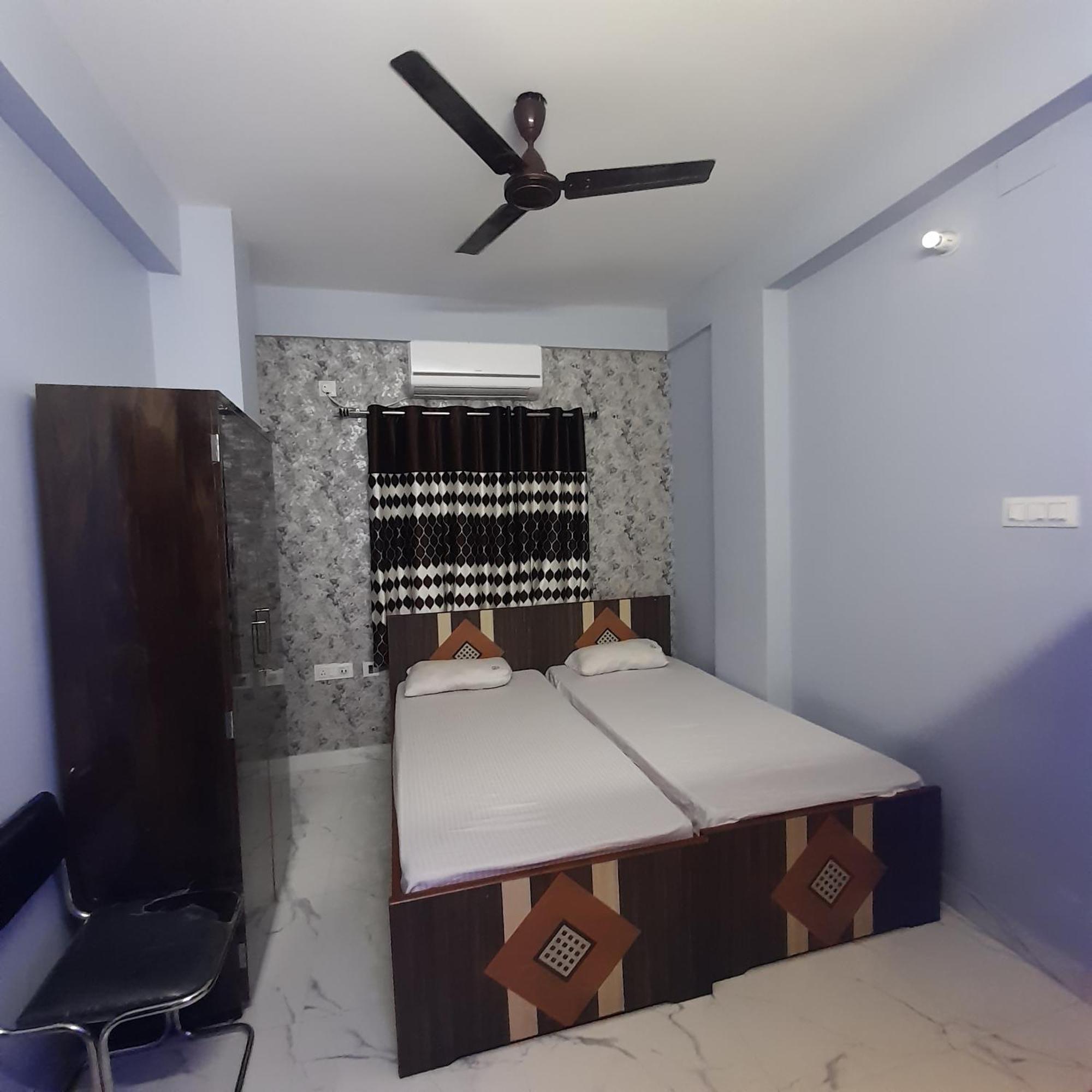 Garden Guest House Near Rene Tower Ruby General Hospital كولكاتا الغرفة الصورة