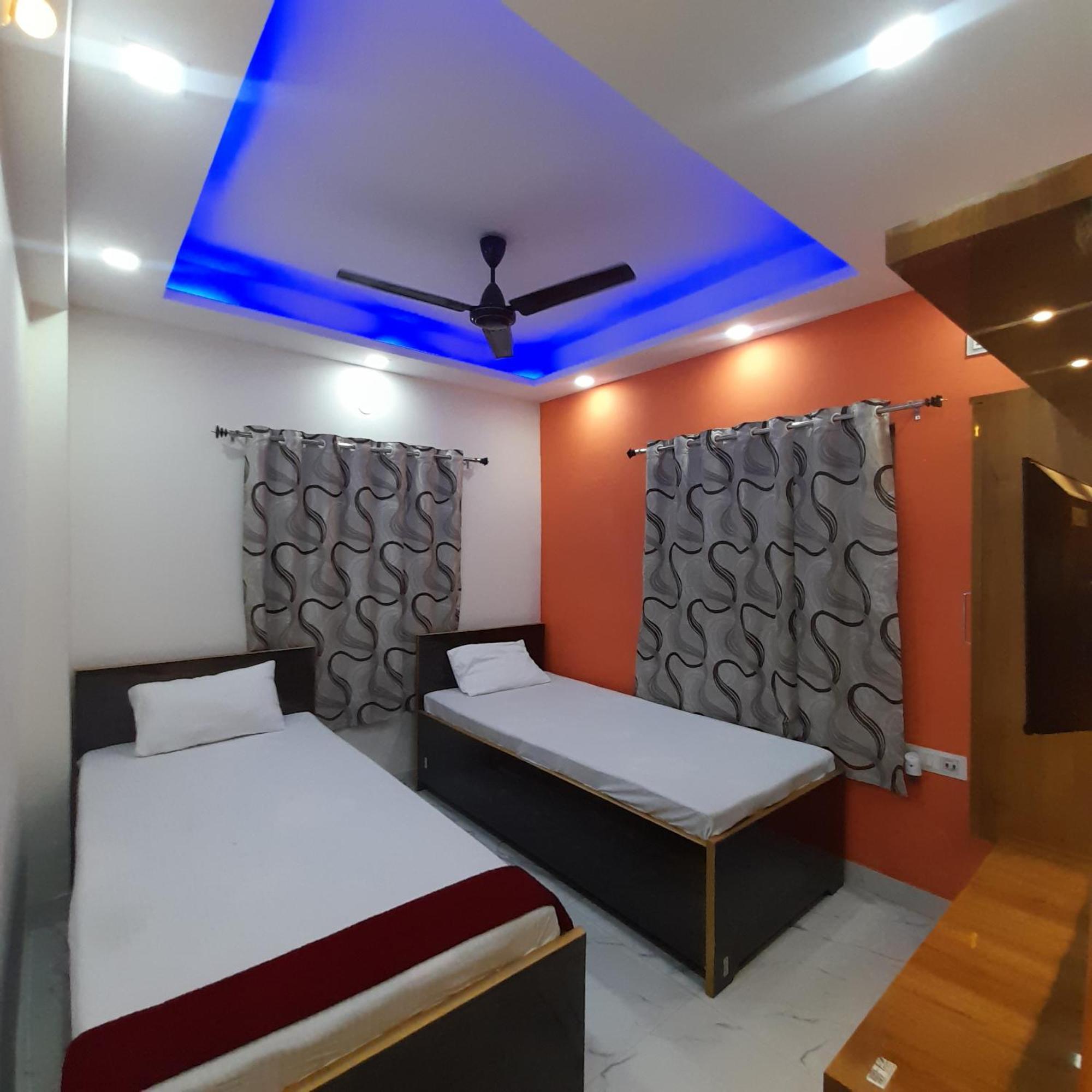 Garden Guest House Near Rene Tower Ruby General Hospital كولكاتا الغرفة الصورة