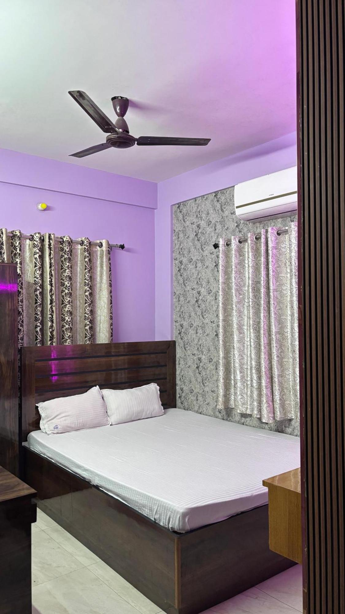 Garden Guest House Near Rene Tower Ruby General Hospital كولكاتا المظهر الخارجي الصورة